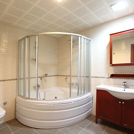 Forum Hotel 4*
